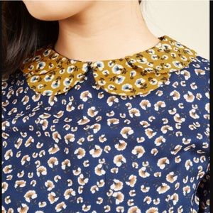 NWOT Floral Peter Pan Collar Silky Shirt